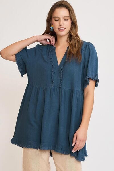 74cddf87-b1fe-4701-94ed-94b4dd1e9a56-Min Umgee Full Size Raw Hem Notched Babydoll Linen Blouse Plus Size - Image 1