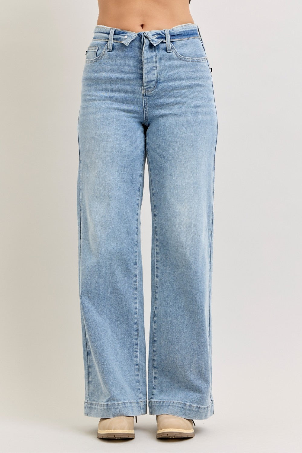 798c5f9bcfa44e789e9ed5fc38964d88-Max Judy Blue Mid Rise Retro Wide Leg Jeans with Fold-over Waistband - Image 1