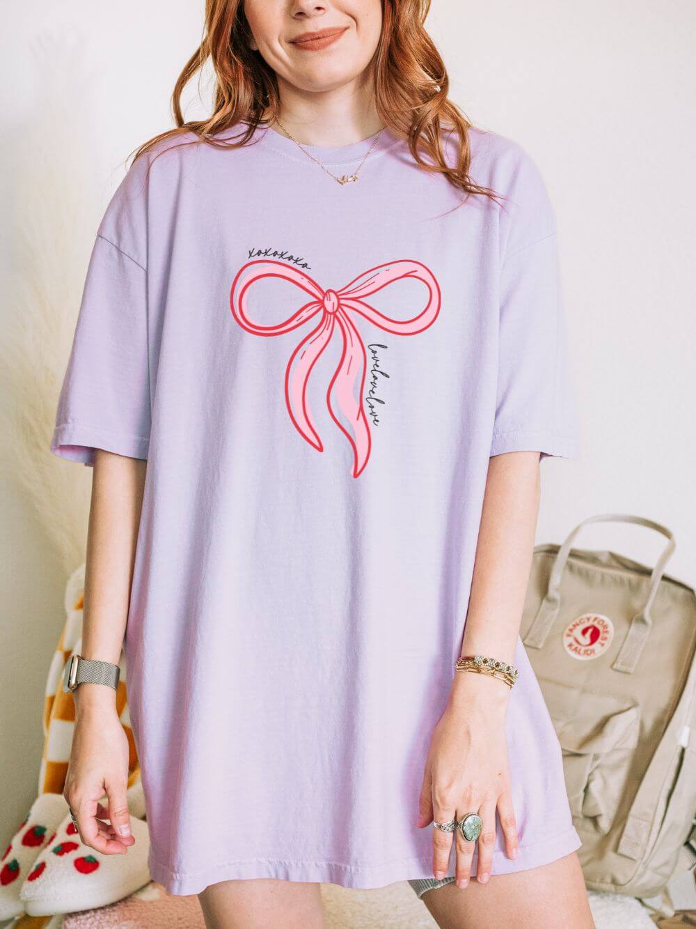 Bow_XOXO_Orchid Pink Bow XOXO T-Shirt Valentine's Day Cute Graphic Unisex Short Sleeve Tee - Image 1