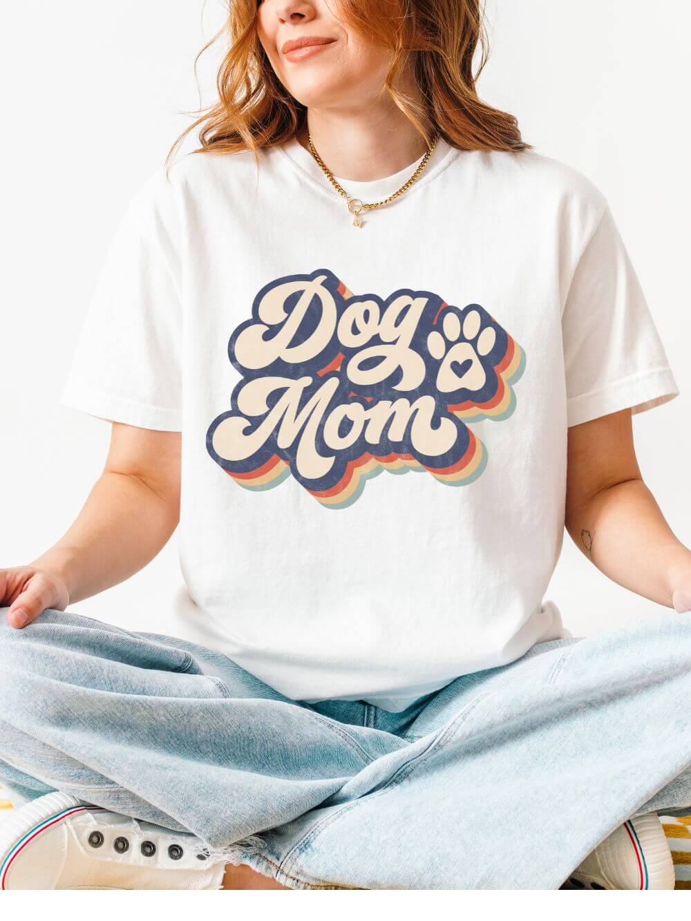 Retro_Dog_Mom_White Retro Distressed Dog Mom T-Shirt Cute Dog Lover Tee - Image 1
